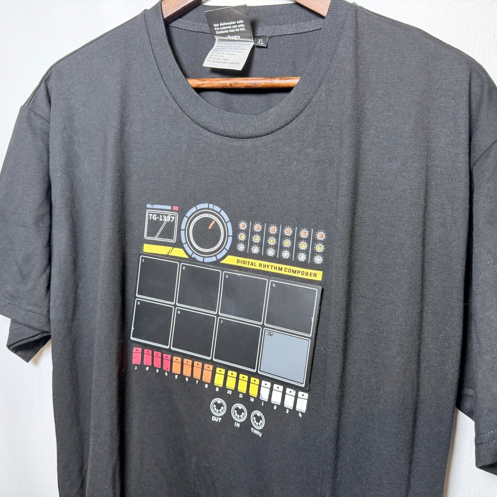 ThinkGeek Electronic Drum Kit Shirt TG-1337 Playable Music Black XL TESTED-WORKS